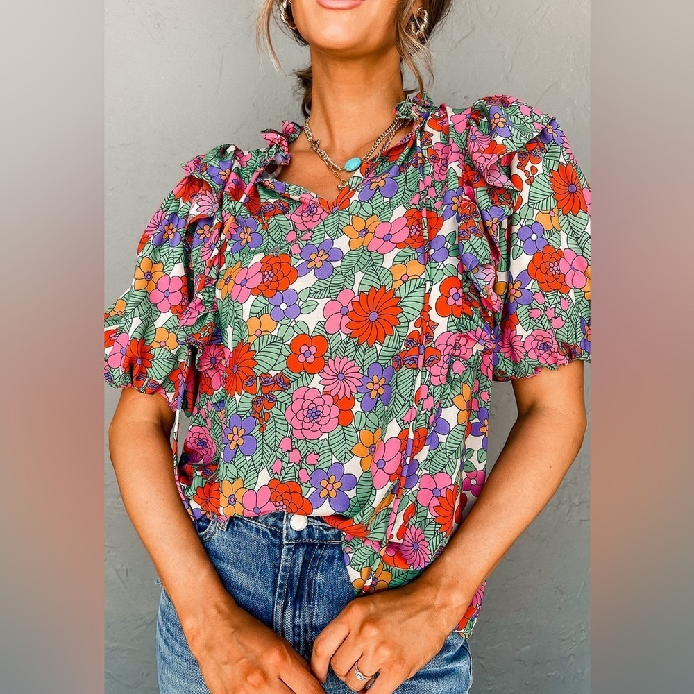 Red floral print boho ruffle blouse Size Large NWOT